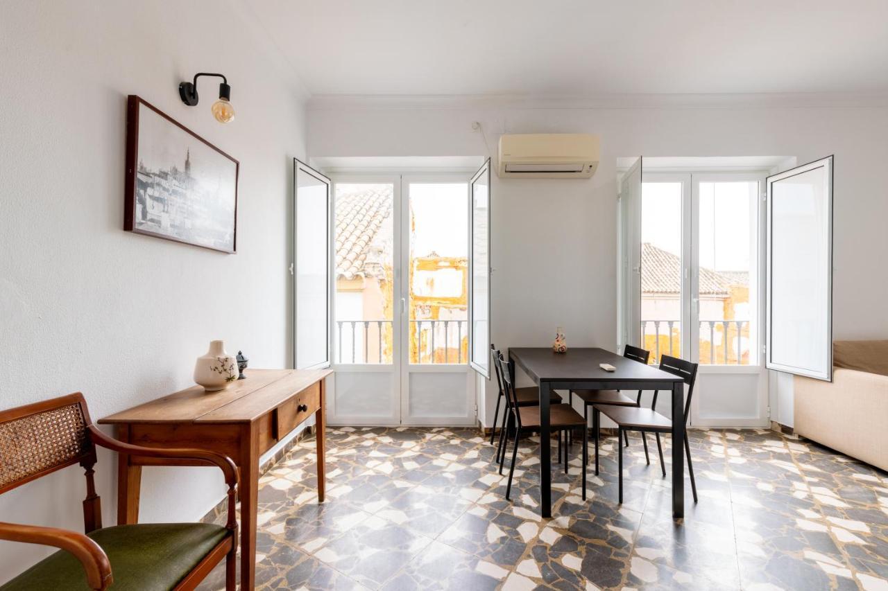 Aoa Conde De Ibarra Apartment Seville Luaran gambar