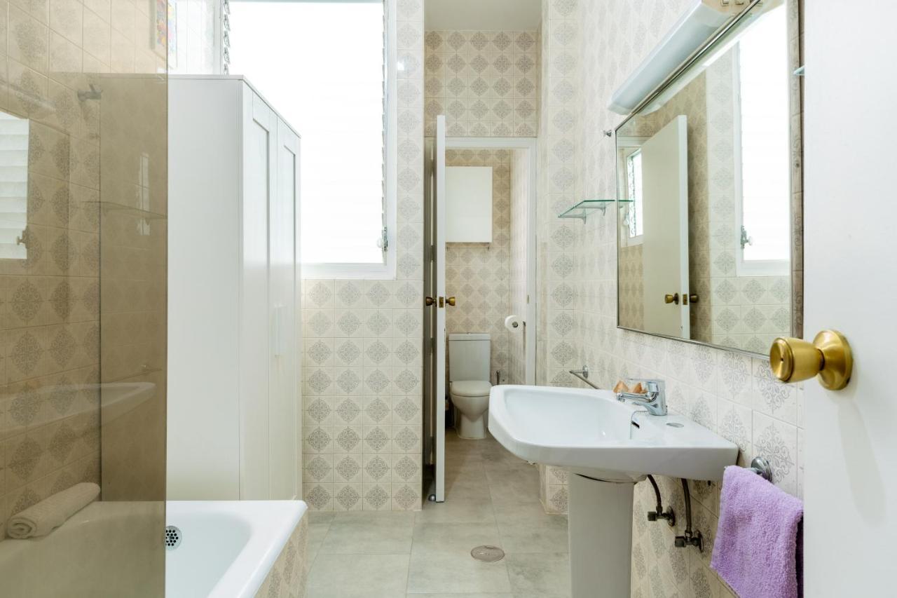 Aoa Conde De Ibarra Apartment Seville Luaran gambar